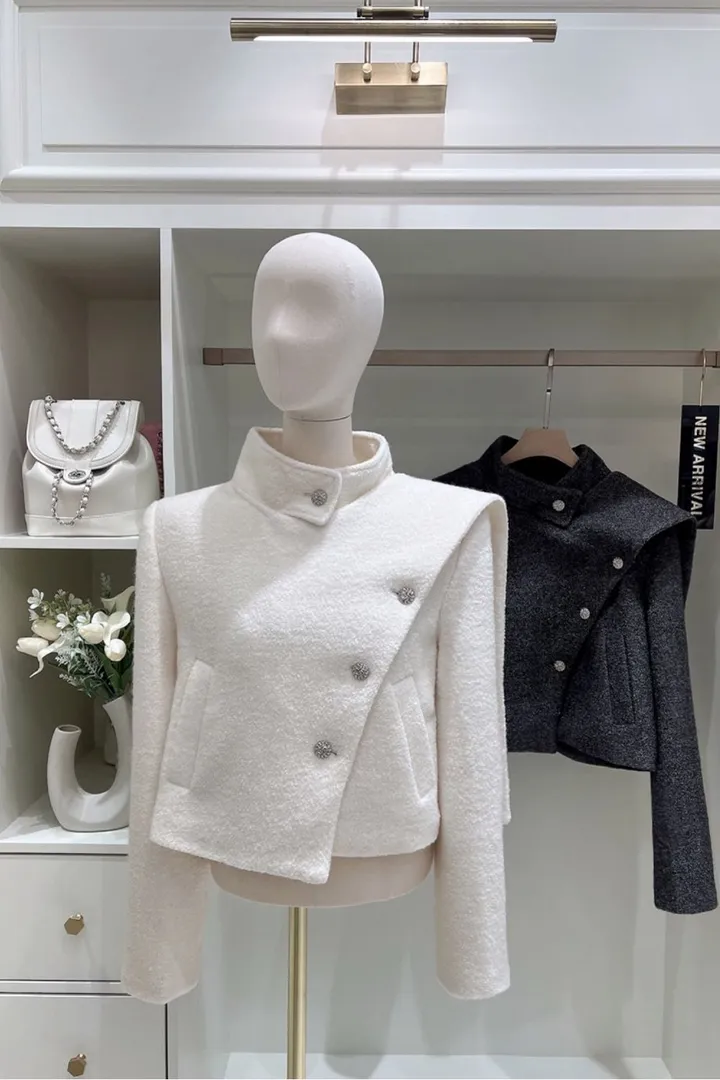 다미 프리미엄 머플러 세미 크롭 코트 (2colors) 상세 이미지 17