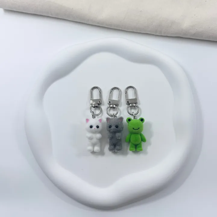 💘2개 묶음할인💘 개구리 토끼 고양이 키링 핸드폰 스트랩 귀여운 가방 에어팟케이스 버즈 폰케이스 친구 키링 에어팟키링 버즈키링  아이폰7 8 se2 11 12 13 14 15 16케이스 프로 미니 갤럭시 S22 23 24 노트20 투명 젤리 실리콘 카드 애플워치 생일 친구 우정 상세 이미지 10