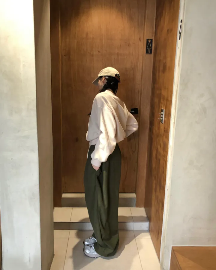 [데일리/*핏보장*] 코듀로이 골덴 핀턱 밴딩 팬츠 - 7colors (맞주름 허리 밴딩 와이드팬츠 롱다리핏 골반보장) 상세 이미지 31