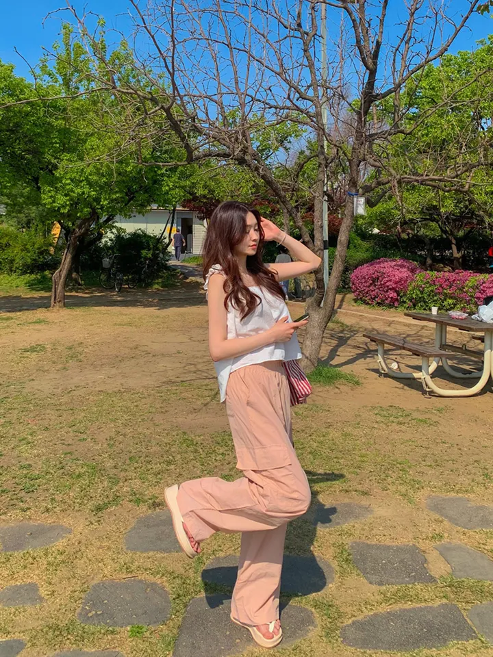 [묶음할인🎁간절기🤎롱&숏/진짜강추ㅠ] 아이스 바스락 나일론 썸머 카고 와이드 트레이닝 팬츠 하이웨스트 밴딩 봄 츄리닝 바지 냉장고 벚꽃룩 꽃놀이룩 개강여신 6COL 상세 이미지 47