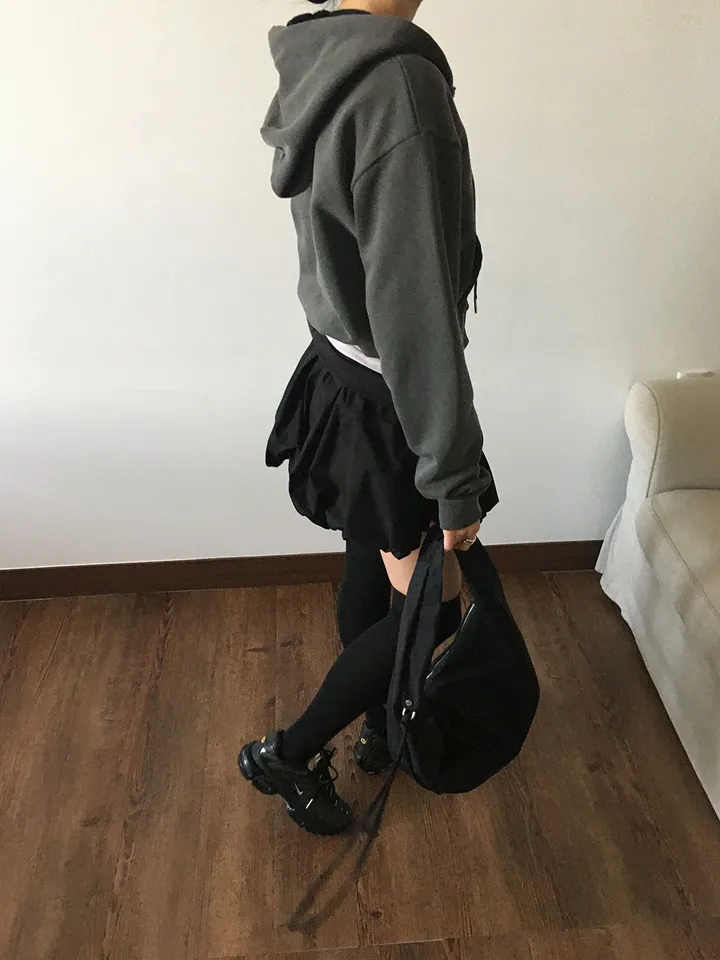 피그먼트 크롭 후드 집업 (4color) 상세 이미지 21
