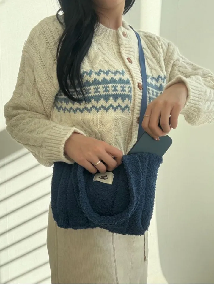 [히트템/숄더 토트 모두 가능]뽀송뽀송 미니 뽀글이 후리스 크로스 에코백 상세 이미지 3