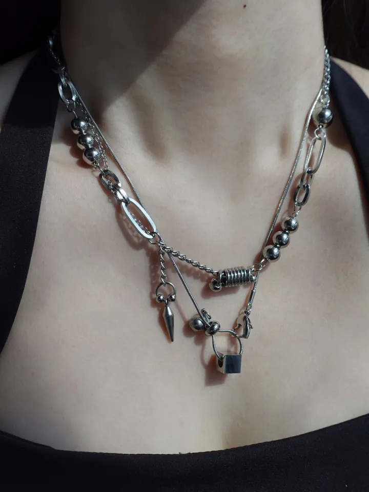 [써지컬] chic drop necklace | 미니멀 시크 드롭 뱀줄 목걸이 상세 이미지 17