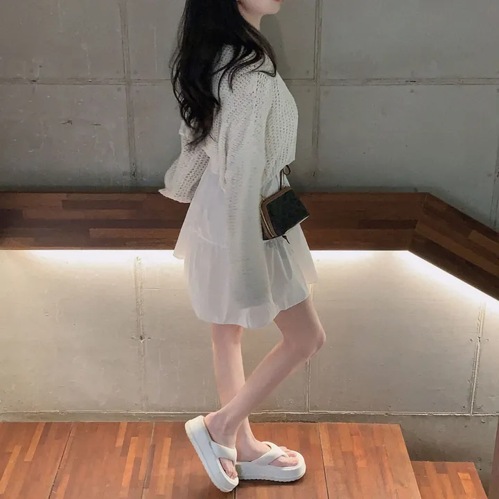 [아방🤍/new신상!]누가봐도 아방핏, 왕크롭 썸머 린넨 부클 원버튼 루즈핏 가디건 상세 이미지 26