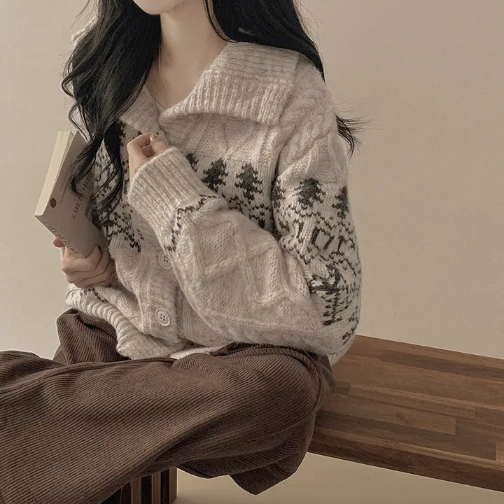 [고퀄!울함유/왕도톰] 포근따뜻~ 아방핏 노르딕 눈꽃 꽈배기 케이블 하이넥 카라 오버핏 가디건 상세 이미지 8