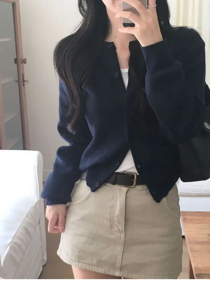 롯지 데일리 라운드 긴팔 가디건 (7color) - 가을 겨울 니트 기본 심플 베이직 버튼 간절기 아우터 상세 이미지 3