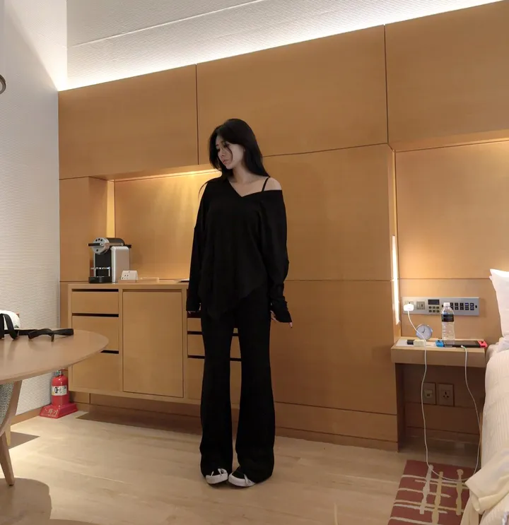 [Made /단품구매가능 /세트3000원할인] 촉촉 촤르르 연유 라떼 트레이닝 세트 여리핏 꾸안꾸 퀄보장 데일리set 핏보장 봄 신상 상세 이미지 210