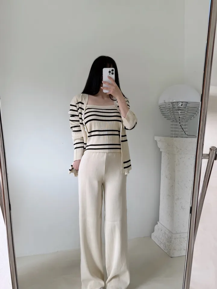 [3pcs]솔라 골지 단가라 스트라이프 쓰리피스 set (나시 가디건 밴딩 와이드 롱 팬츠 세트 데일리 꾸안꾸 코디 투피스 트레이닝 니트) 상세 이미지 4