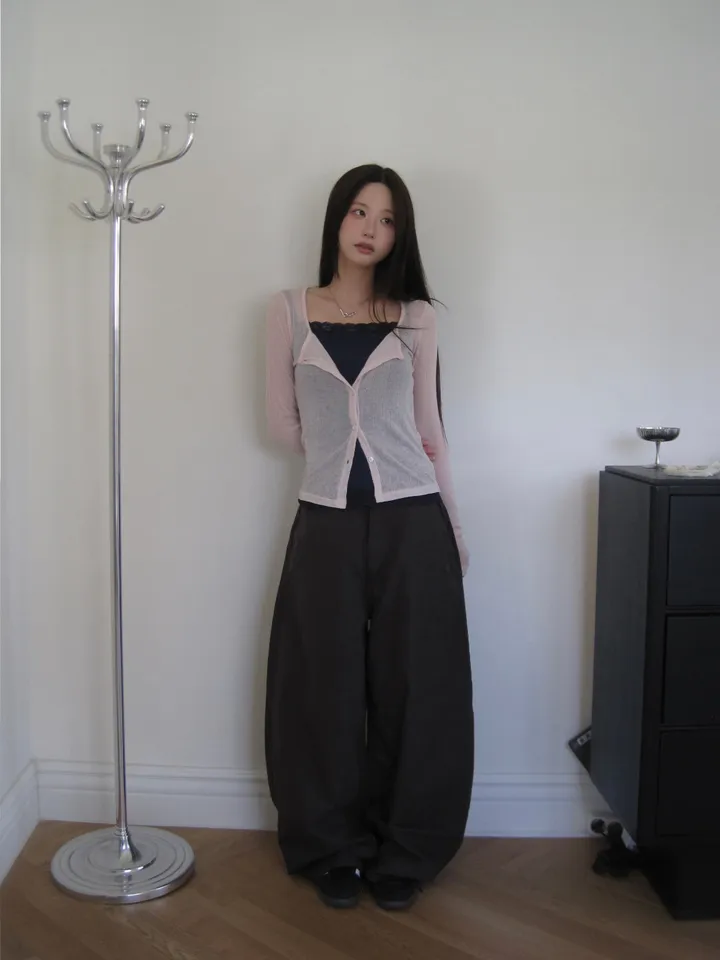 민소매 모델 착용 이미지-S1L42