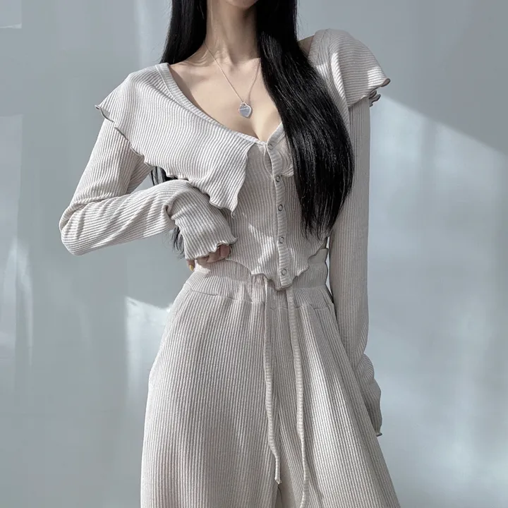 [초여리핏❤/별도구매] 티티 크롭 빅 카라 날개 가디건 와이드 나팔 팬츠 트레이닝 세트 4color 슬림 상세 이미지 5