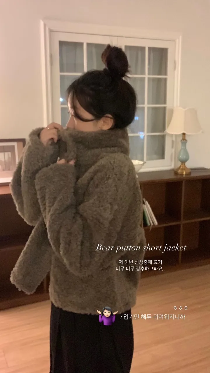 [문의폭주🐻] 베어 버튼 뽀글이 퍼 숏코트 자켓 / 누빔 코트 자켓 - 3color 상세 이미지 3