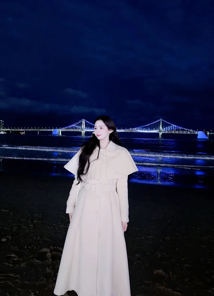 [빠른배송💗/기획특가💗] 벨 블랑쉬 케이프 스노우 아이보리 벨트 플레어 롱 코트 (high quality - 아이,핑크 고퀄리티 겨울 한겨울 방한 연말룩 페이크퍼 에코퍼) 상세 이미지 39