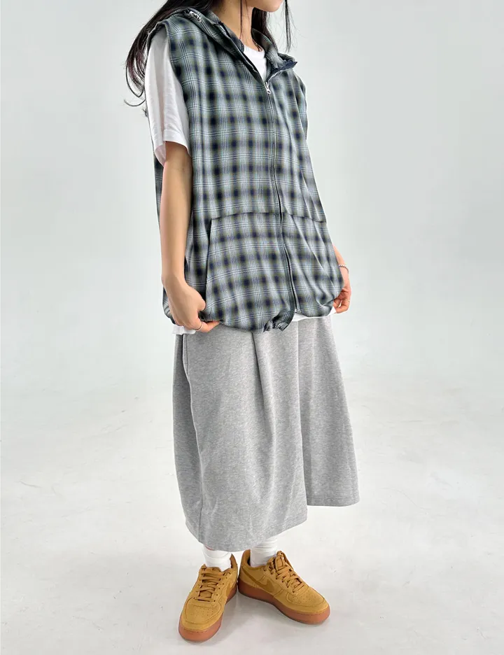 2000장돌파❤🥰M-XL❤2COLOR❤ 사이드핀턱 오버핏버뮤다팬츠 버뮤다반바지 롱반바지 롱숏팬츠 국산 유니섹스 남여공용 남녀공용 트레이닝숏팬츠 숏반바지 숏바지 쭈리 핀턱 유니크팬츠 빅사이즈버뮤다 와이드팬츠 와이드바지 여름바지 상세 이미지 9