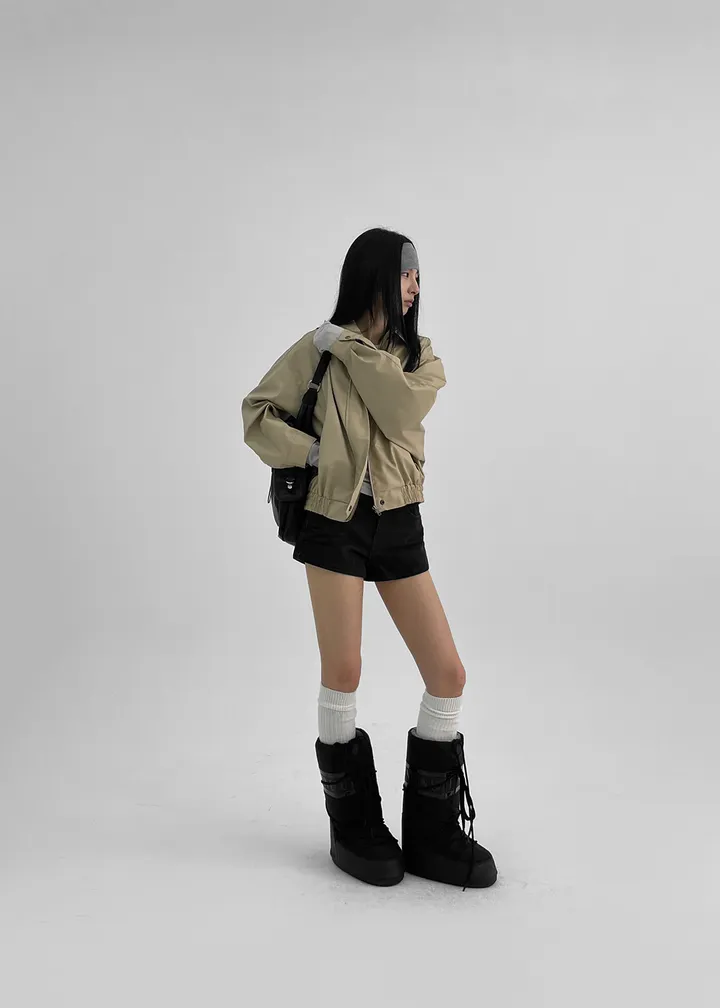 [4천장판매] 핫크 논페이드 숏 데님팬츠 [바지 반바지 숏팬츠 데님 데일리 심플 캐주얼 미니 와이드 지퍼 버튼 숏츠 짧은] 상세 이미지 10