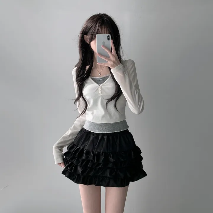 *반팔로발송/긴팔품절* [무채색+러블리/코디세트] 버튼 레이스 리본 배색 페이크 레이어드 긴팔 티셔츠+스모크밴딩 캉캉 미니 스커트 투피스 세트 상세 이미지 10