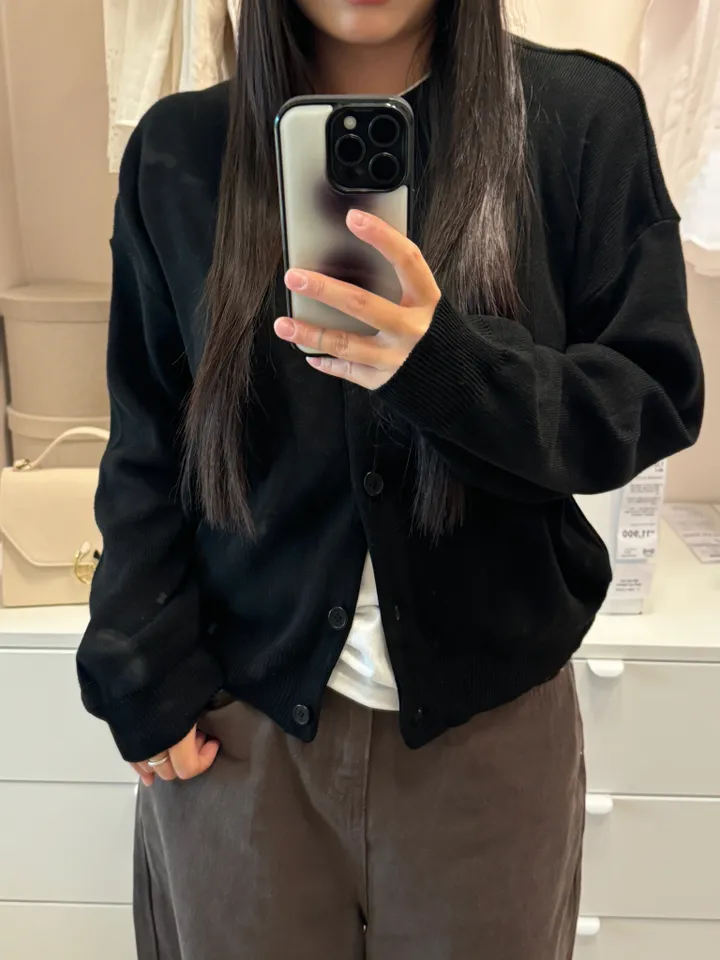 [데일리템/추천🖤] 라운드넥 버튼 니트 가디건 상세 이미지 10