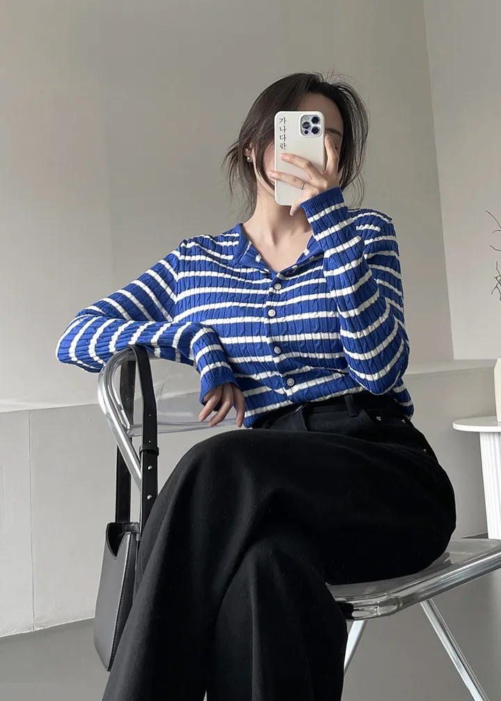 [데일리템💛/쫀쫀스판] 가나다란 리버 스트라이프 단가라 케이블 꽈배기 니트 가디건 4color 상세 이미지 15