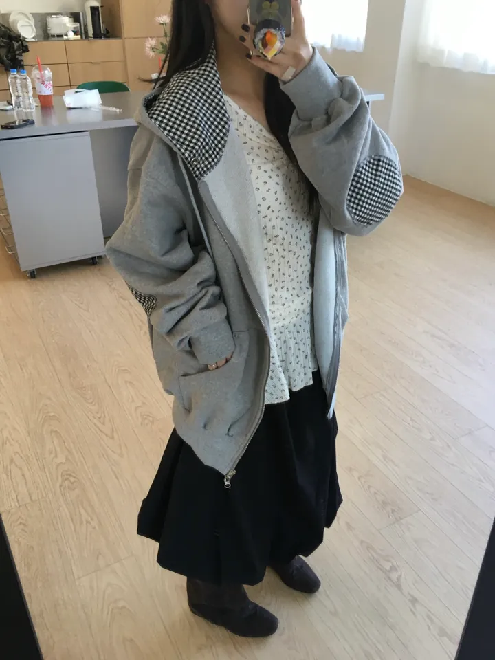 (*주문폭주 입고지연*)(2 color) 체크 패치 투웨이 후드집업 상세 이미지 10