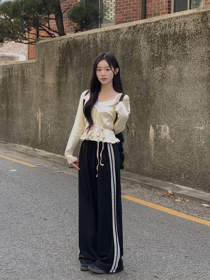 [머플러set/파스텔색감] 아투 라운드넥 펀칭 아일렛 프릴 여리핏 긴팔 가디건 3colors 상세 이미지 15