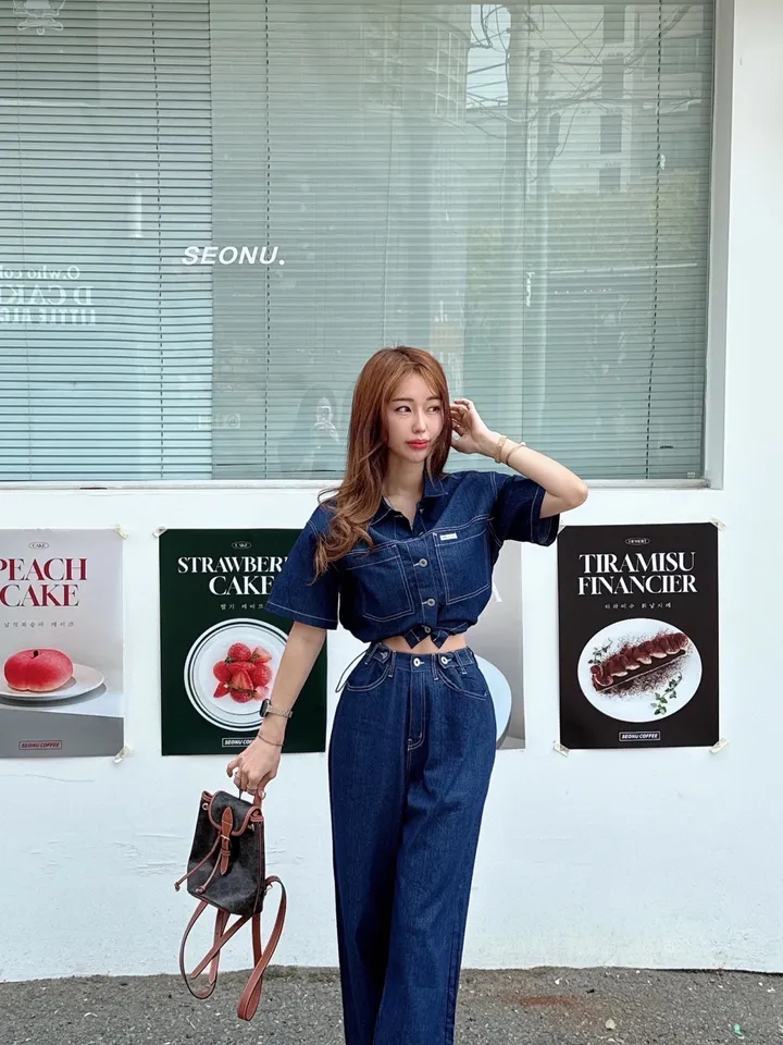 [오직힙샵만/데님투피스] 스티치 생지 포켓 패치 스트링 흑청 크롭 데님 자켓+ 하이 비죠 단추 롱 와이드팬츠 청청 투피스 세트 (2color) 상세 이미지 17