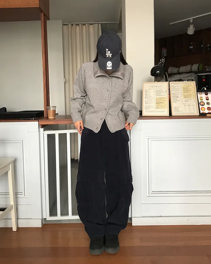 페퍼 하이넥 버튼 가디건 상세 이미지 25