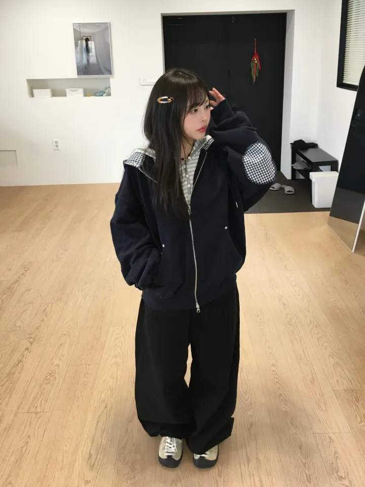 (*주문폭주 입고지연*)(2 color) 체크 패치 투웨이 후드집업 상세 이미지 59