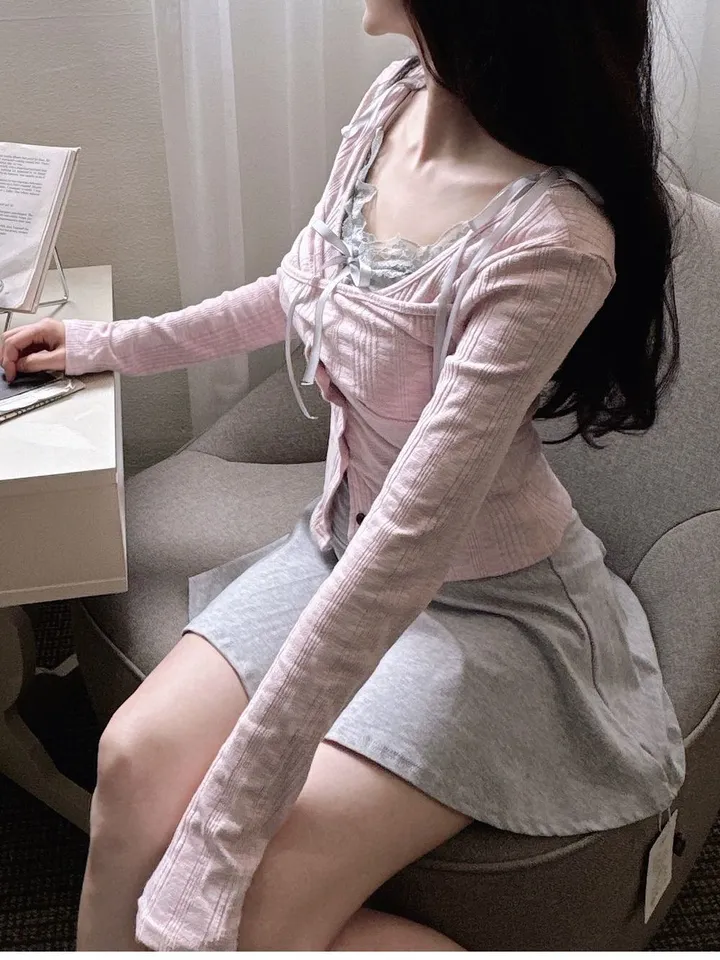 *전코디가격*[🩷당일출고/발레코어/쓰리피스🩷] 리본 스트랩 레이스 내장캡 나시 & 꼬임 긴팔 티셔츠 & 셔링 밴딩 초미니 치마바지 세트 벚꽃놀이 인생사진 상세 이미지 20
