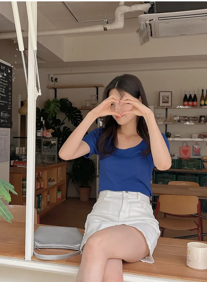 [44-110] [9천장 돌파✨] 유리빈 스판 U넥 슬림핏 크롭 티셔츠( 여름/데일리룩/여행룩/휴가룩/흠뻑쇼/워터밤/빅사이즈/110사이즈/자체제작/크롭/스판/스판좋은/쫀쫀한/쿨링/아이스/기본템/레이어드/베이직/부드러운 ) 상세 이미지 41