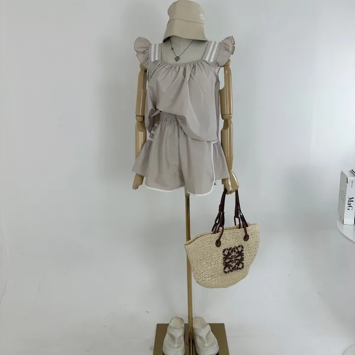 [세트가격/러블리/귀여운/바캉스룩] 두줄 배색 날개 프릴 나시 아노락 블라우스 + 하이 밴딩 와이드 숏팬츠 SET (2COLOR) 상세 이미지 13