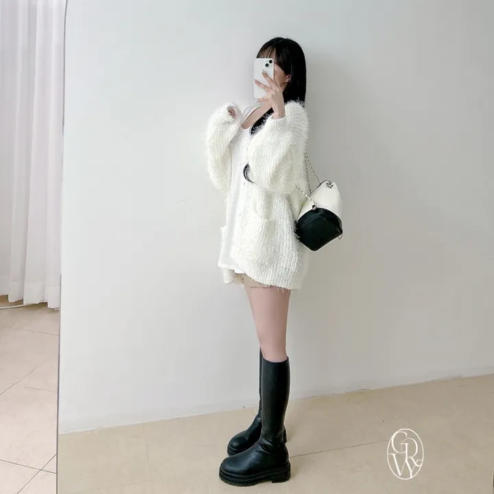 [단독생산] 털빠짐 없는 남친핏 솔잎 퍼 가디건 2 COLORS 상세 이미지 11