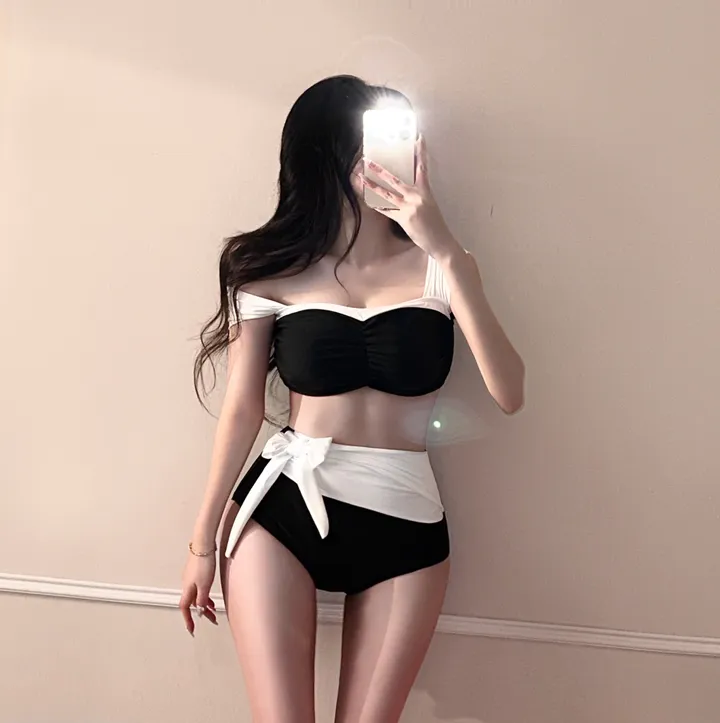 [인생샷보장!!/청순섹시/군살커버] 글램 배색 셔링 온/오프숄더 리본 스트랩 세련 하이웨스트 비키니 투피스 세트 비치웨어 수영복 슬림핏 뱃살커버 여신 공주룩 해외여행 휴양지 호캉스 상세 이미지 4