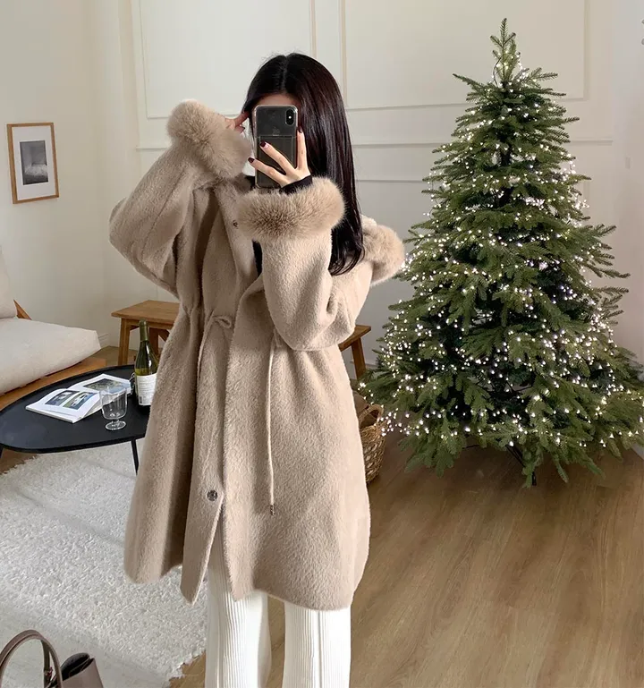 연말강추!💗 폭스퍼 밍크 후드 앙고라 스트링 페이크퍼 코트 상세 이미지 13