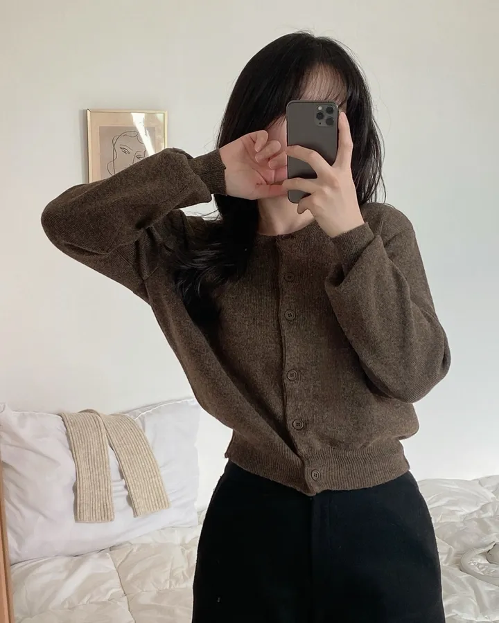 [데일리/인생핏] 라운드 무지 기본 긴팔 니트 가디건 상세 이미지 19