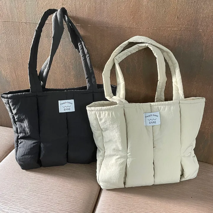 데일리 패딩 숄더백 상세 이미지 1