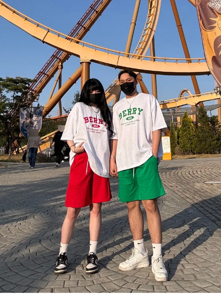 [세트가격🍓/4컬러]베리 남녀공용 커플 빅사이즈 반팔 반바지 세트 국내제작 꾸안꾸 반팔티 팬츠 셋업 커플룩 시밀러룩 츄리닝세트 반소매 여름 마실룩 여행 커플세트 상세 이미지 27