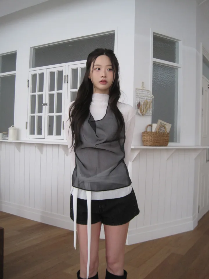 민소매 모델 착용 이미지-S1L30