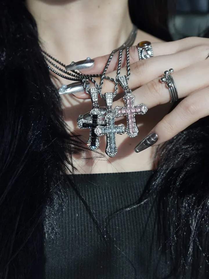 [s.steel/3color] bold cubic cross necklace | 볼드 큐빅 십자가 목걸이 상세 이미지 8