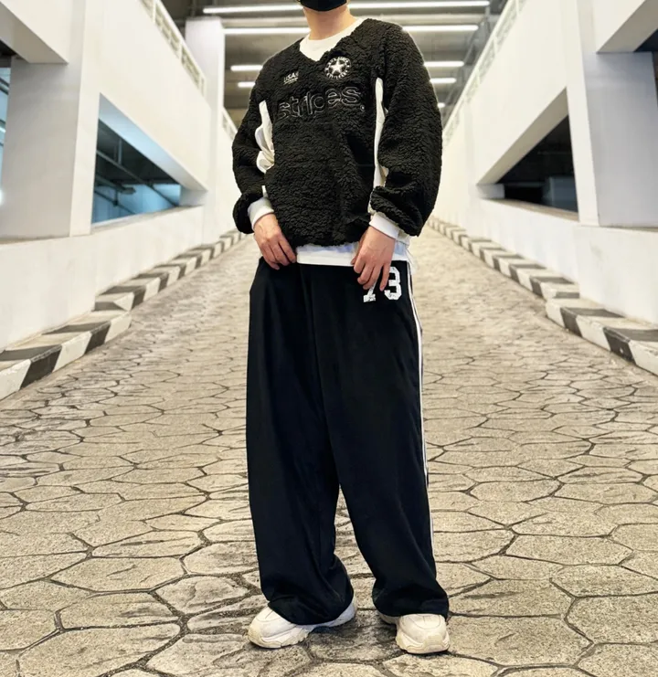 [1+1할인]덤블 양털 밍크 후리스 자수 패치 블록코어 스트링 오버핏 브이넥 아노락 맨투맨 상세 이미지 108