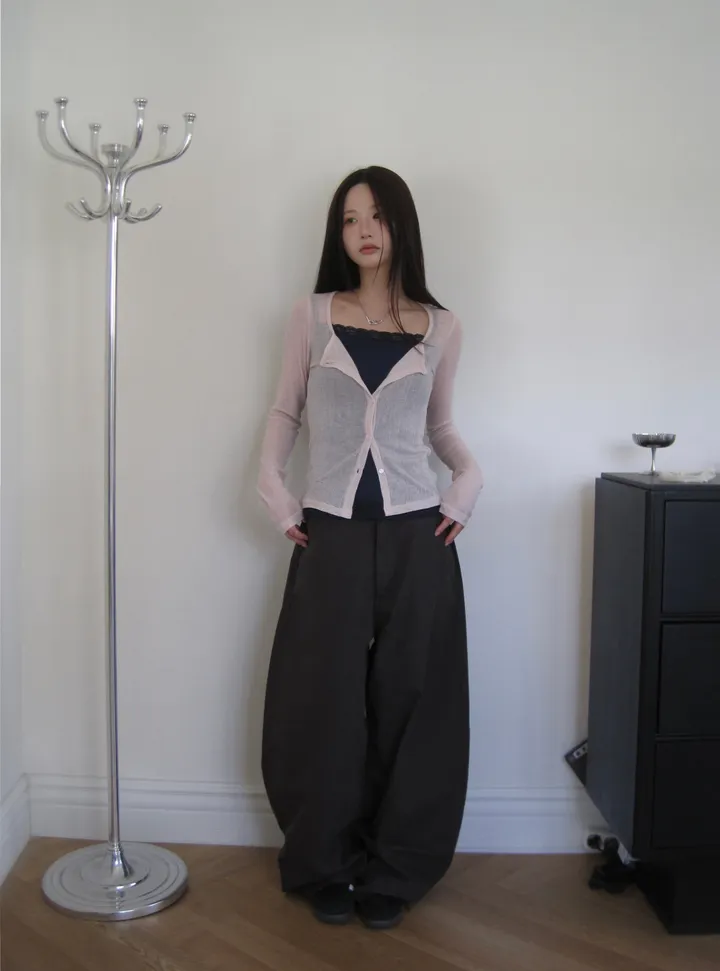 민소매 모델 착용 이미지-S1L60