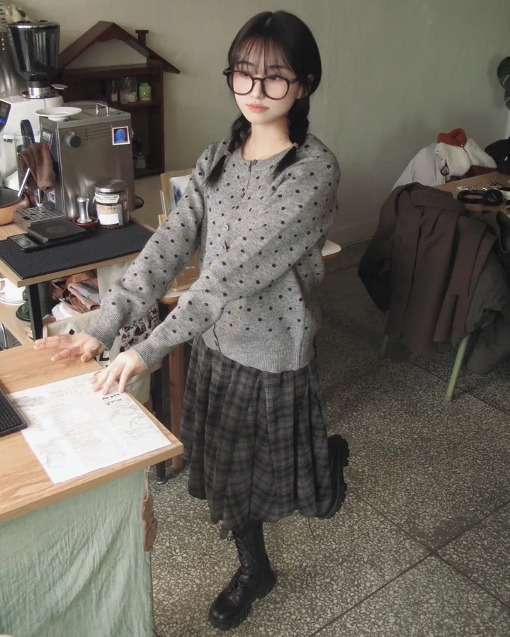 [모델소장/봄신상🖤] about dot knit cd 상세 이미지 20