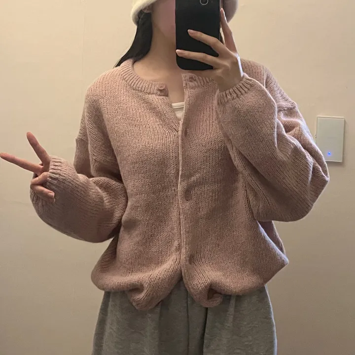 가을 알파카 라운드넥 아방 루즈핏 니트가디건 상세 이미지 15