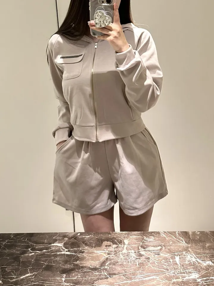 블랙비즈 후드집업  밴딩반바지 트레이닝 세트 상세 이미지 17
