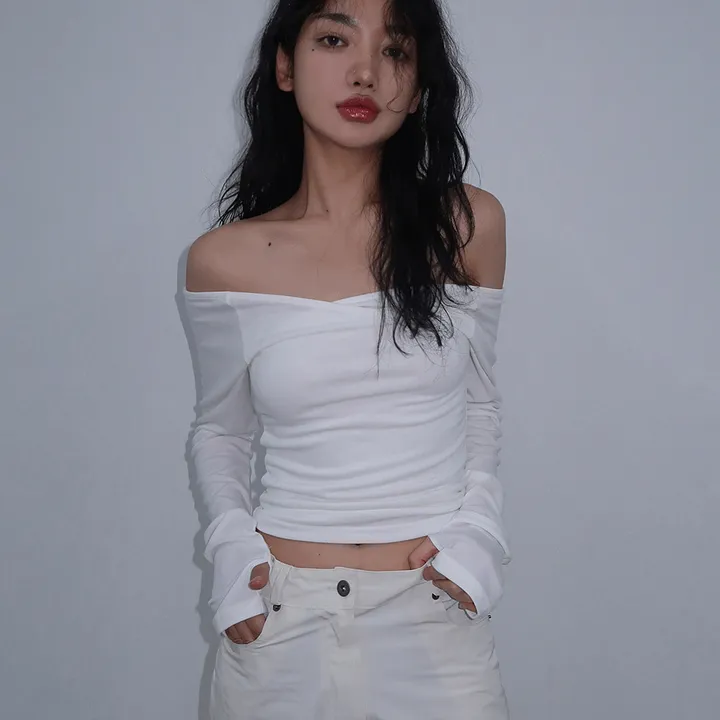 WRAP OFF-SHOULDER T / 랩 오프숄더 티 - 에이블리 스토어