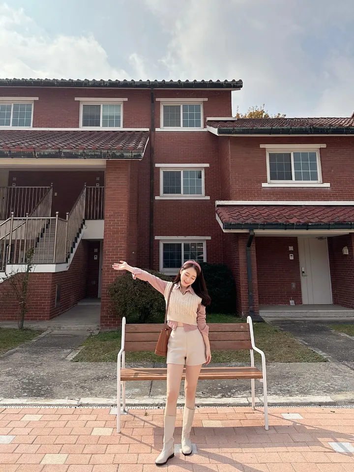 [자체제작❄/허리쏘옥/겨울ver/속바지O] 맞춤핏 엉밑살X 하이웨스트 도톰따뜻 스판 모직 반바지 숏팬츠 핫팬츠 겨울 반바지 댄스 공연 의상 크리스마스 연말룩 상세 이미지 81