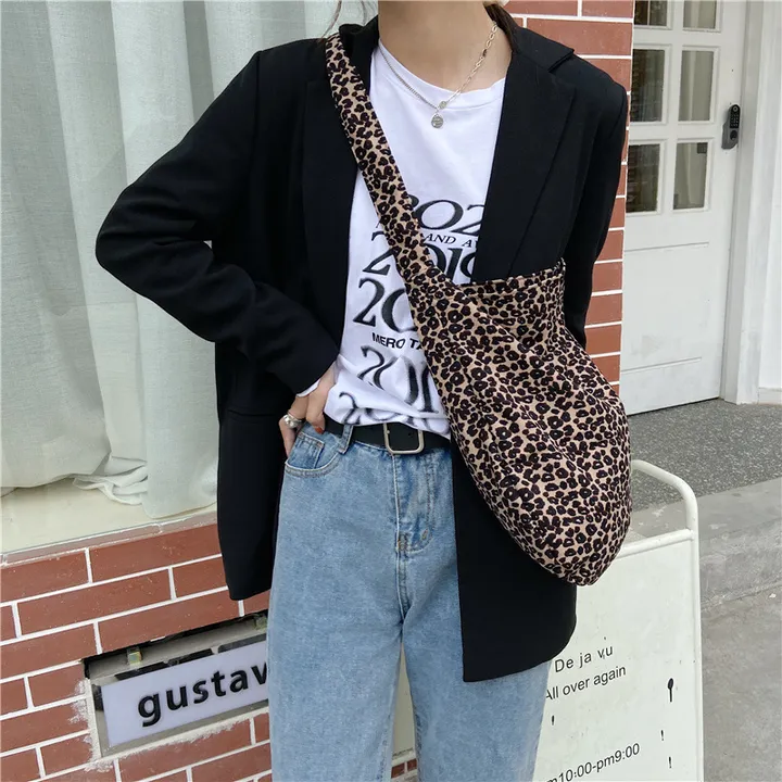 🥰당일출고✅ 에코백🎀 가벼운가방 데일리백 보조가방 산책가방 숄더백 시장가방 장바구니 쇼퍼백 비치백 대학생 캐주얼 빈티지 쇼핑백 대용량 숙녀용 레퍼드 크로스백2 상세 이미지 23
