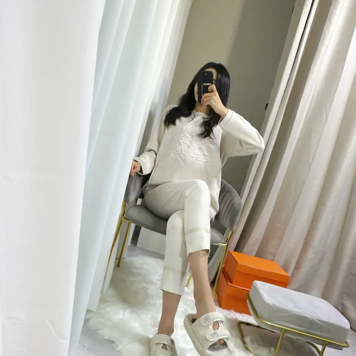 (수입의류) 1만원~재고정리 세일 (기본티, 반팔, 긴팔, 나시, 니트, 자켓, 트레이닝세트, 투피스, 니트세트, 조끼, 가디건, 집업, 자켓, 셔츠, 원피스, 스커트, 밴딩팬츠) 상세 이미지 22