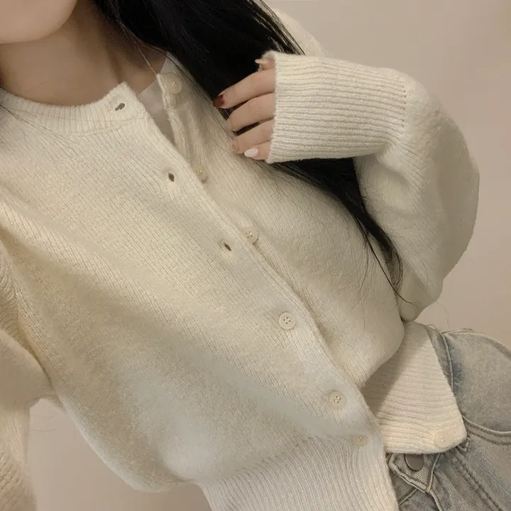 [허리잘록~뽀송따뜻💭] 부드러운 데일리 라운드 크롭 슬림 니트가디건 상세 이미지 11