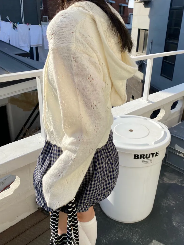 [💖뽀송/주문폭주]버터 플라워 펀칭 루즈핏 아방핏 단추 여리여리 니트 후드 가디건 상세 이미지 12