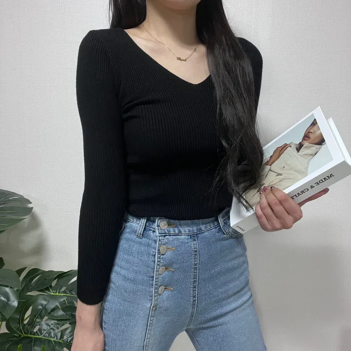 1000장 돌파! 🚀당일발송!🚀✨진짜최저가보장✨ 🎊봄까지 쭉!🎊 주문폭주 🎀리뷰극찬🎀 2개 구매시 묶음할인! 기본 슬림 골지 브이넥 니트 긴팔티 상세 이미지 40