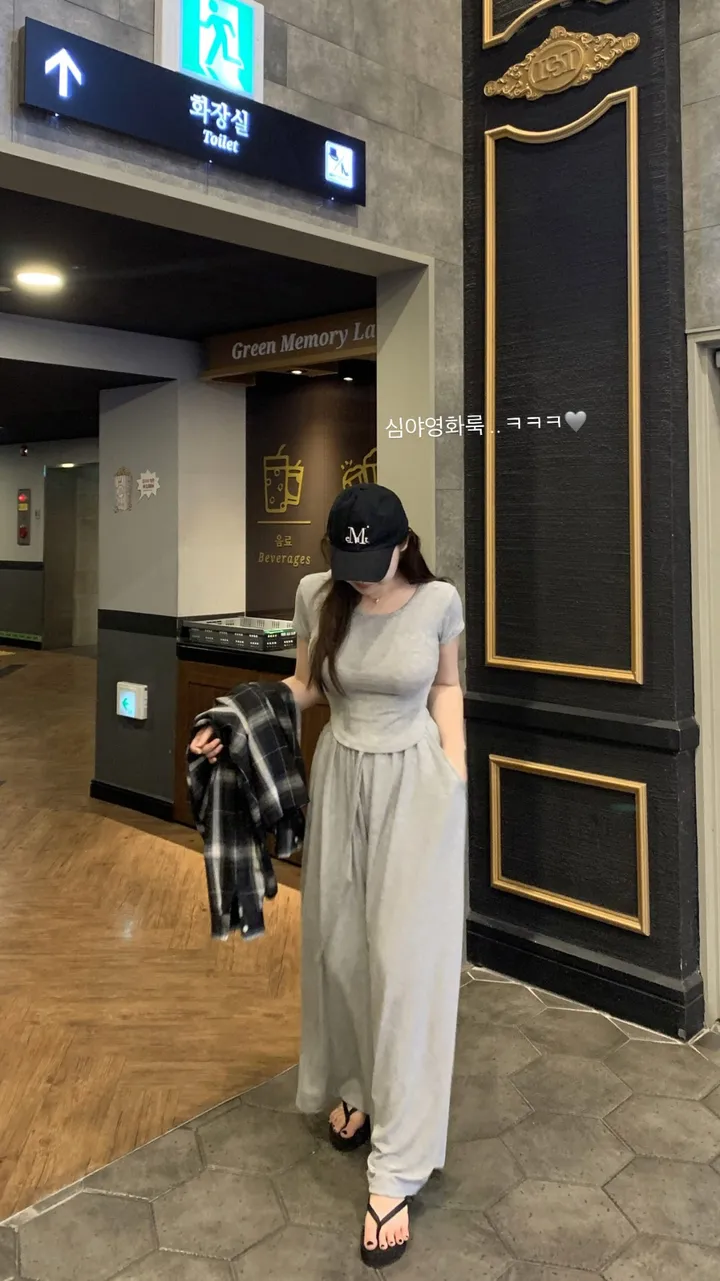 후리 훌 핀턱 와이드 트레이닝 팬츠 상세 이미지 4
